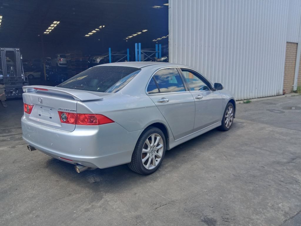 P5214 - Honda Accord Euro 2008 Silver Wrecking - Image 12