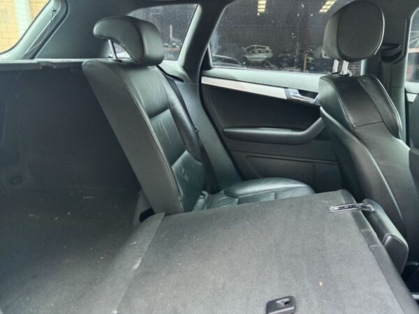 P5215 - Audi A3 2009 Blue Wrecking - Image 5