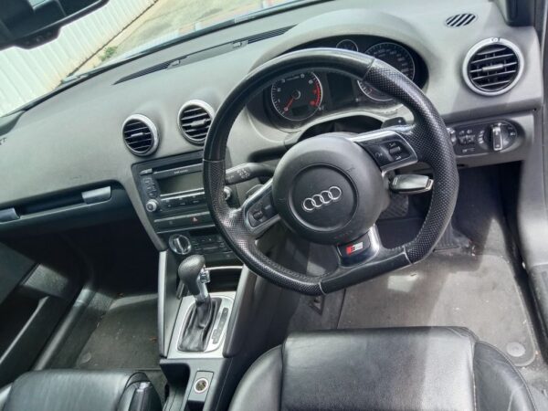 P5215 - Audi A3 2009 Blue Wrecking - Image 7