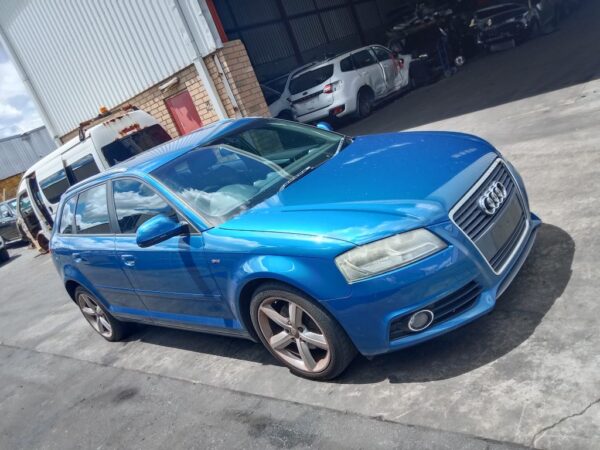P5215 - Audi A3 2009 Blue Wrecking - Image 16