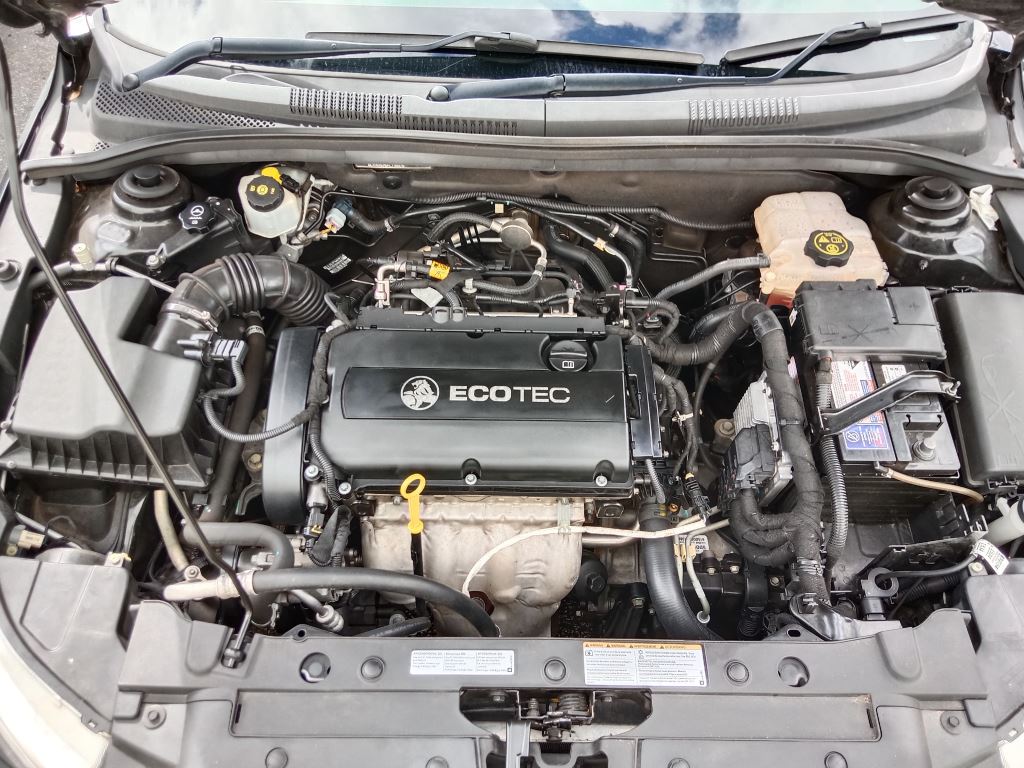 P5222 - Holden Cruze 2016 Black Wrecking - Image 4