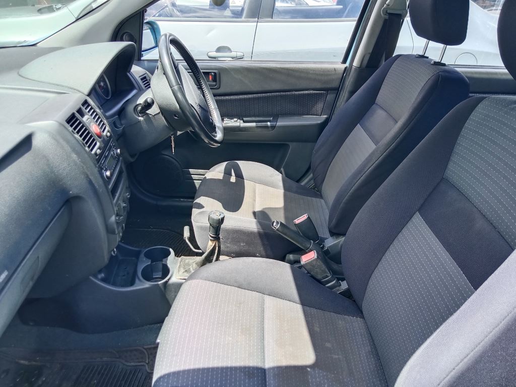 P5226 - Hyundai Getz 2007 Blue Wrecking - Image 5