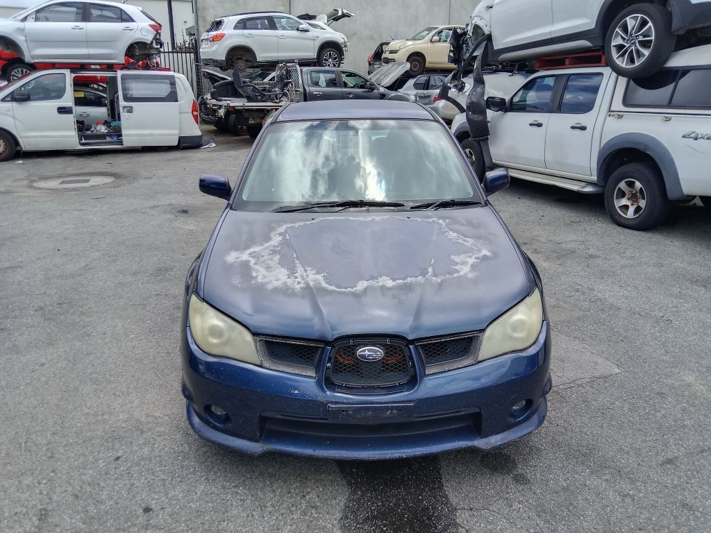 P5231 - Subaru Impreza 2006 Blue Wrecking