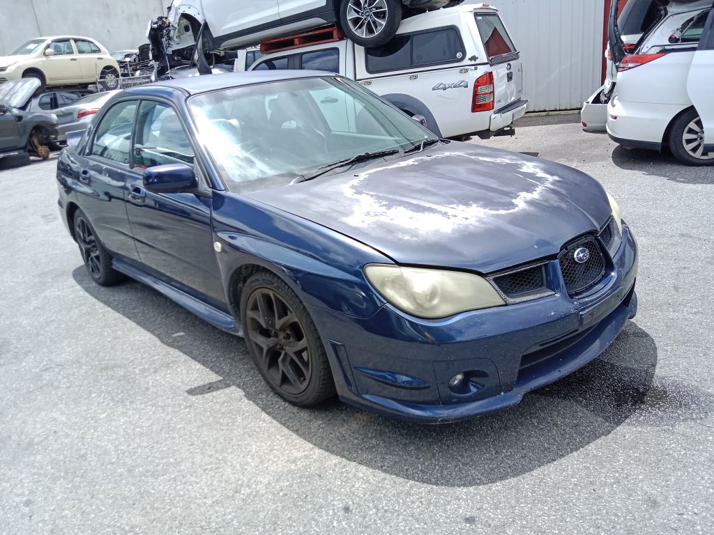 P5231 - Subaru Impreza 2006 Blue Wrecking - Image 15