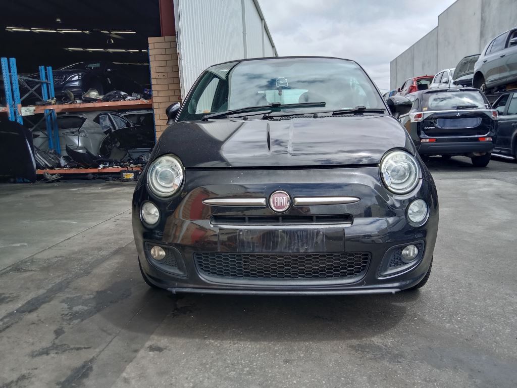 P5232 - Fiat 500 2014 Black Wrecking