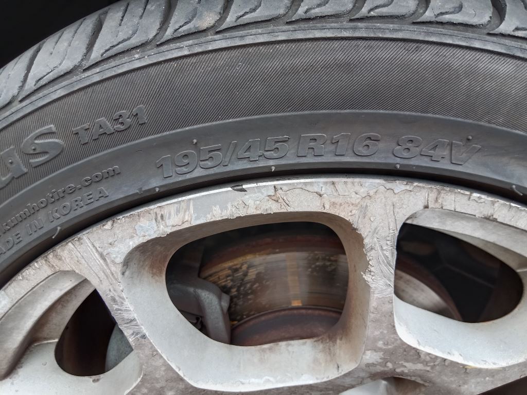 P5232 - Fiat 500 2014 Black Wrecking - Image 4