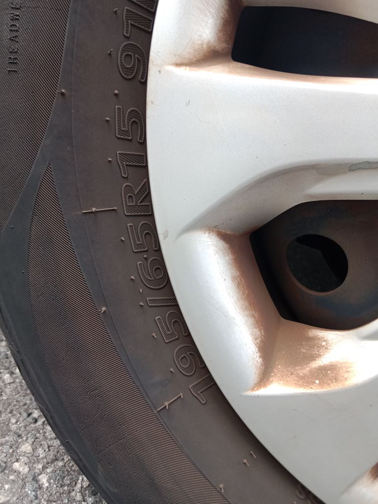 P5235 - Kia Cerato 2010 Black Wrecking - Image 8