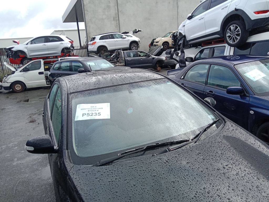 P5235 - Kia Cerato 2010 Black Wrecking - Image 13