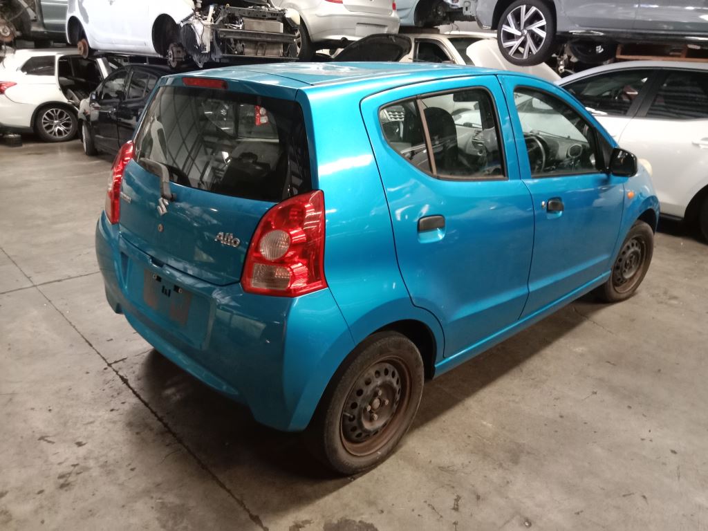 P5240 - Suzuki Alto 2009 Blue Wrecking - Image 8