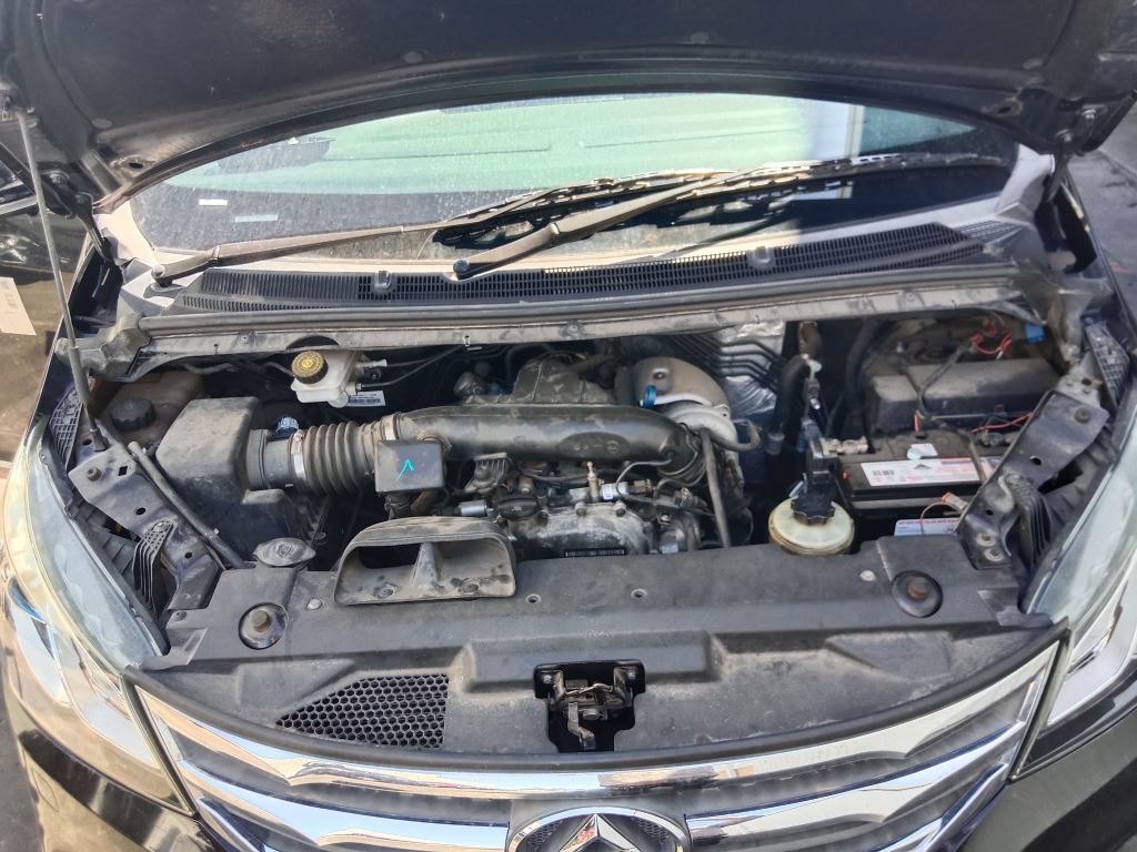 P5267 - LDV G10 SV7A Van 2018 Black Wrecking - Image 3