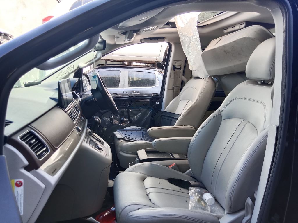 P5267 - LDV G10 SV7A Van 2018 Black Wrecking - Image 7