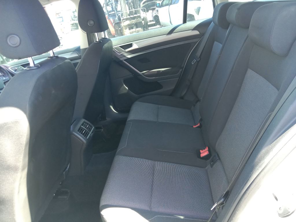 P5268 - Volkswagen golf TSI 2014 Silver Wrecking - Image 6