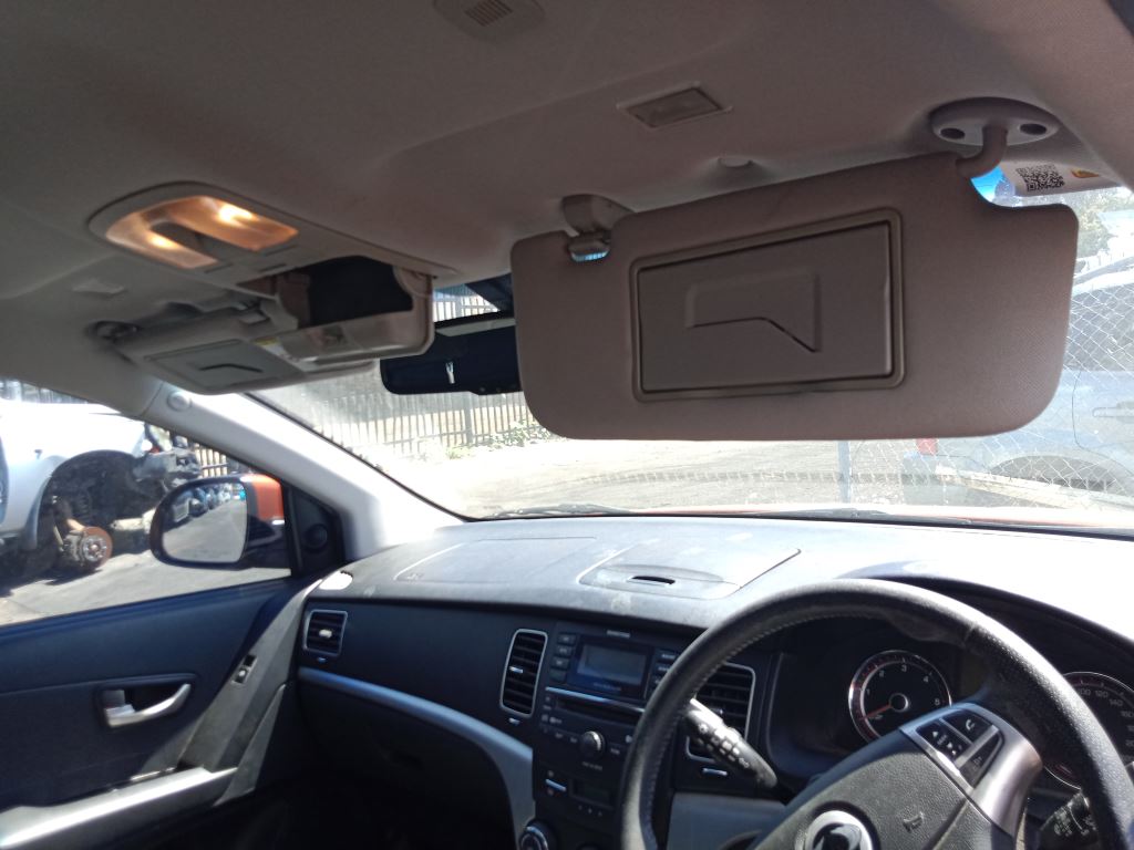 P5269 - SsangYong Korando 2012 orange Wrecking - Image 3