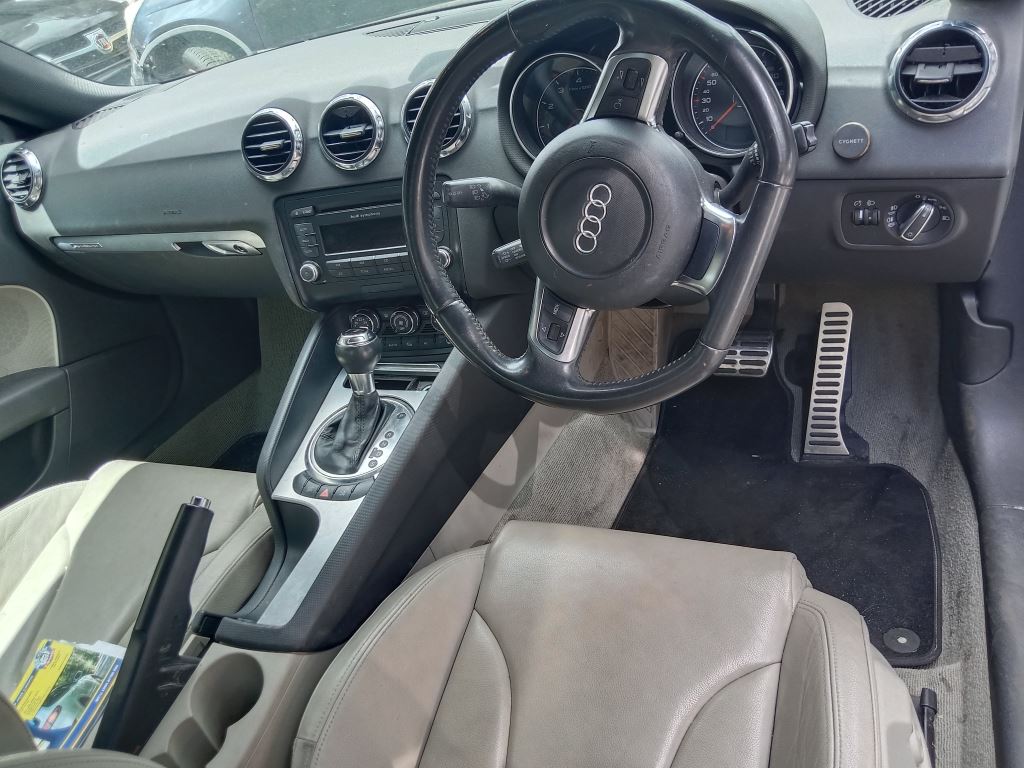 P5281 - Audi TT 2010 Black Wrecking - Image 6