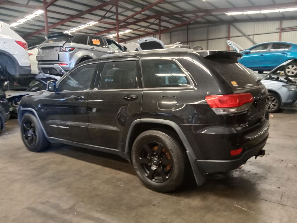 P5325 - Jeep Grand Cherokee 2014 Black Wrecking - Image 10