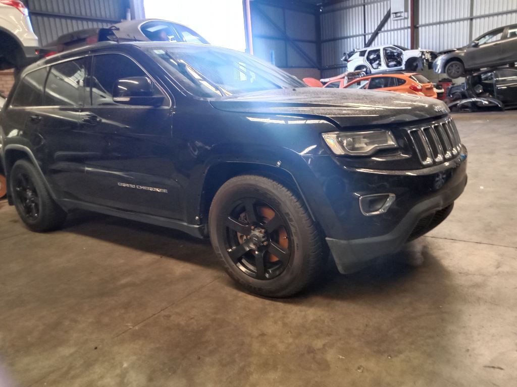 P5325 - Jeep Grand Cherokee 2014 Black Wrecking - Image 15