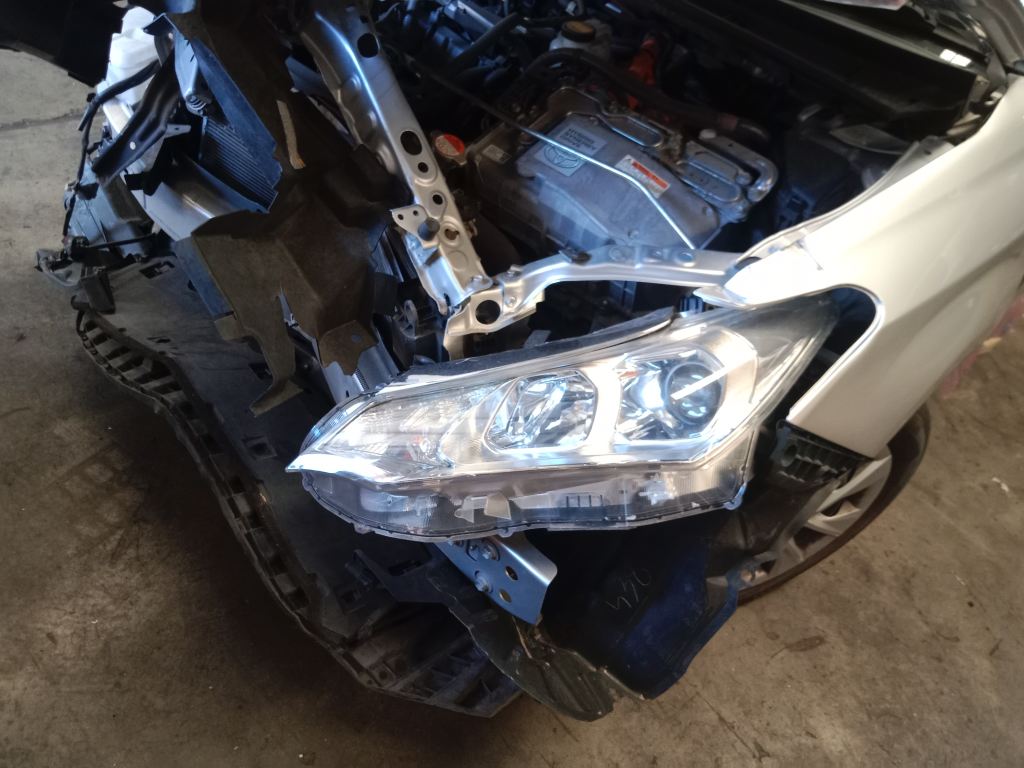 P5329 - Toyota corolla fielder 2016 Silver Wrecking - Image 8