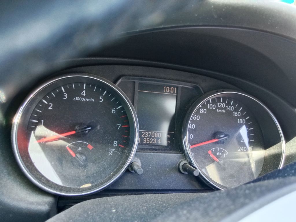 P5334 - Nissan dualis 2013 Black Wrecking - Image 3