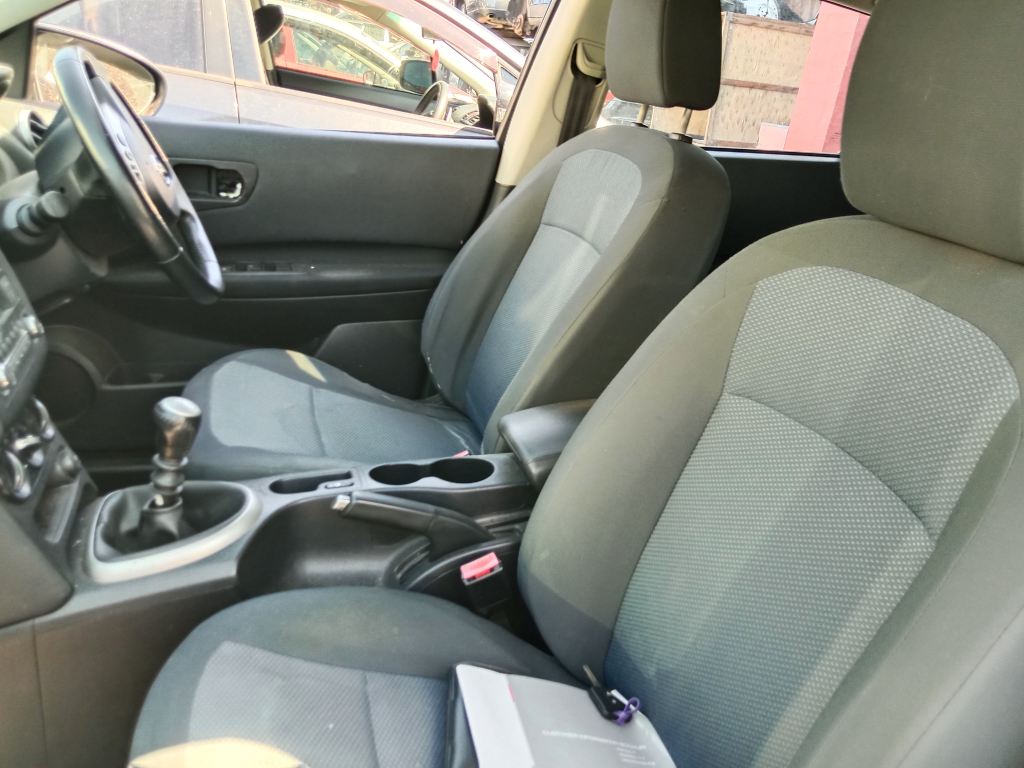 P5334 - Nissan dualis 2013 Black Wrecking - Image 6