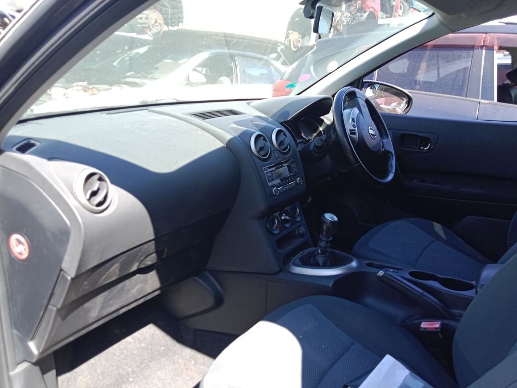 P5334 - Nissan dualis 2013 Black Wrecking - Image 7