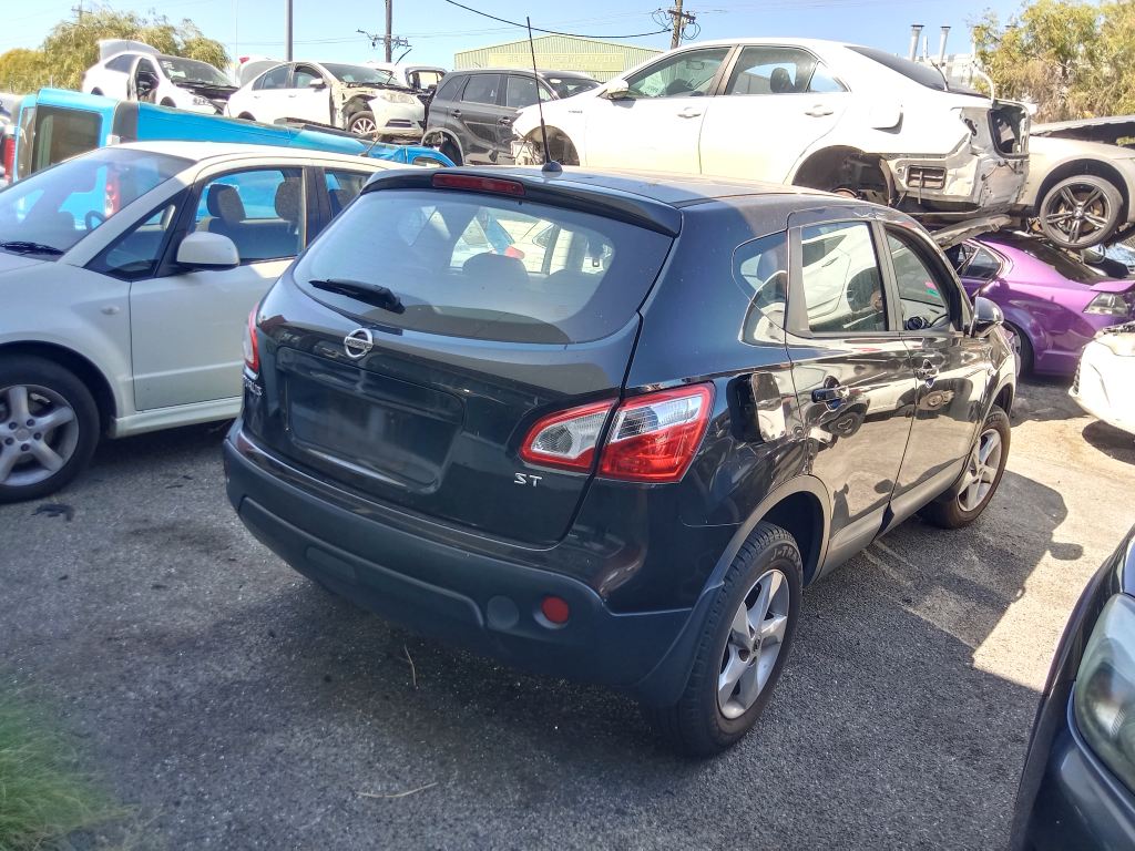 P5334 - Nissan dualis 2013 Black Wrecking - Image 8