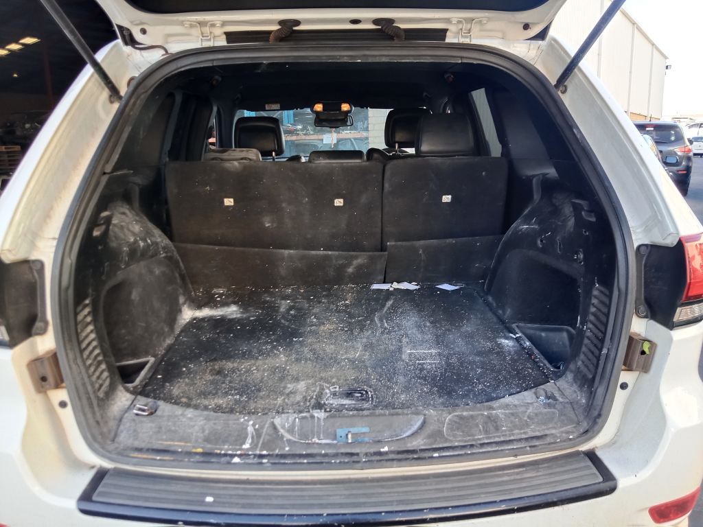 P5341 - Jeep Grand Cherokee 2015 White Wrecking - Image 8