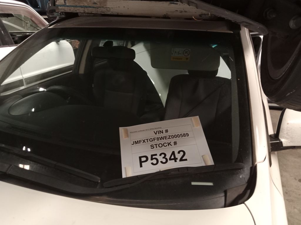 P5342 - Mitsubishi Outlander 2013 White Wrecking - Image 9