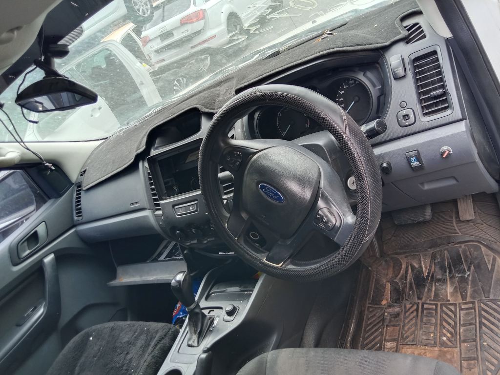 P5346 - Ford Ranger 2014 White Wrecking - Image 5