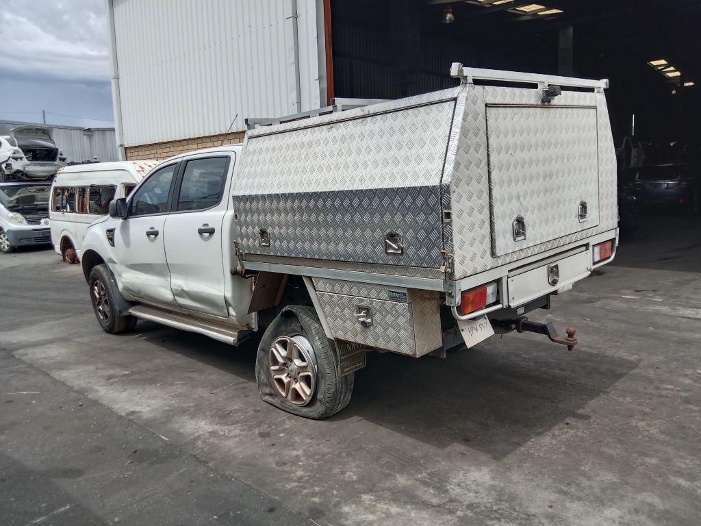 P5346 - Ford Ranger 2014 White Wrecking - Image 15