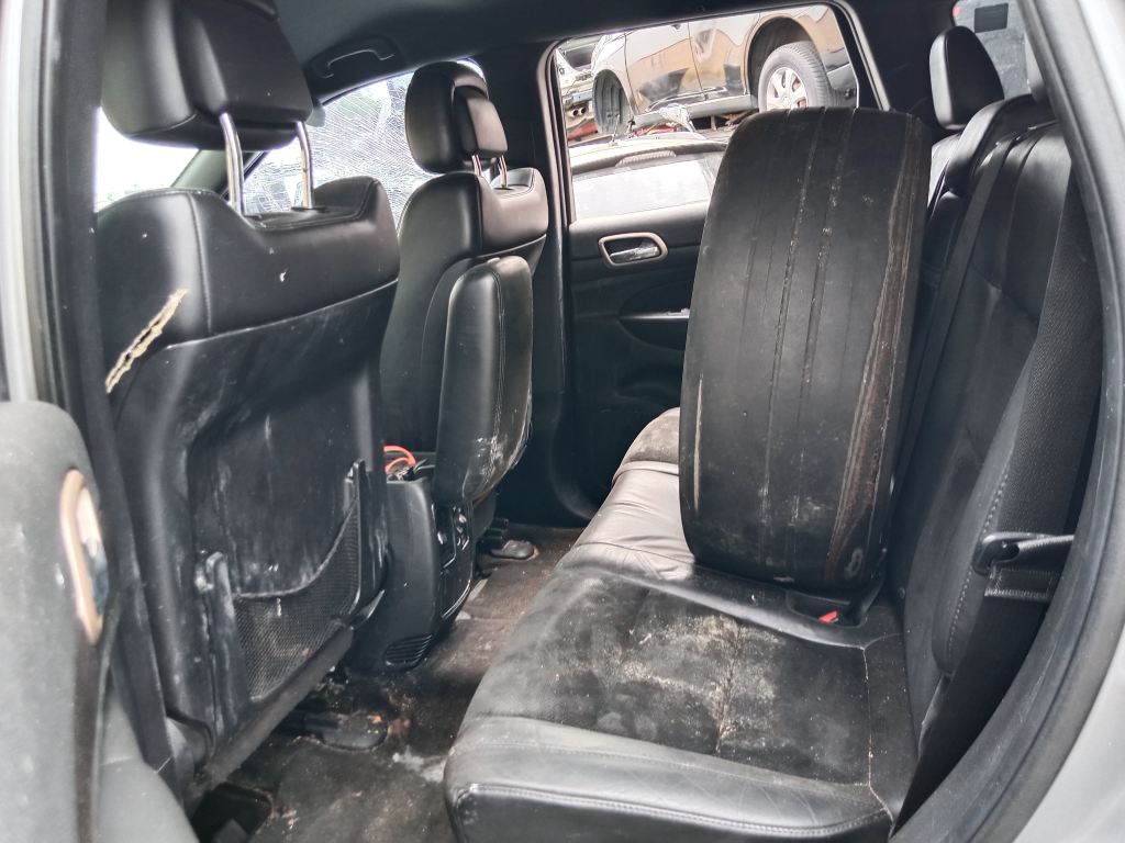 P5349 - Jeep Grand Cherokee 2014 Silver Wrecking - Image 13