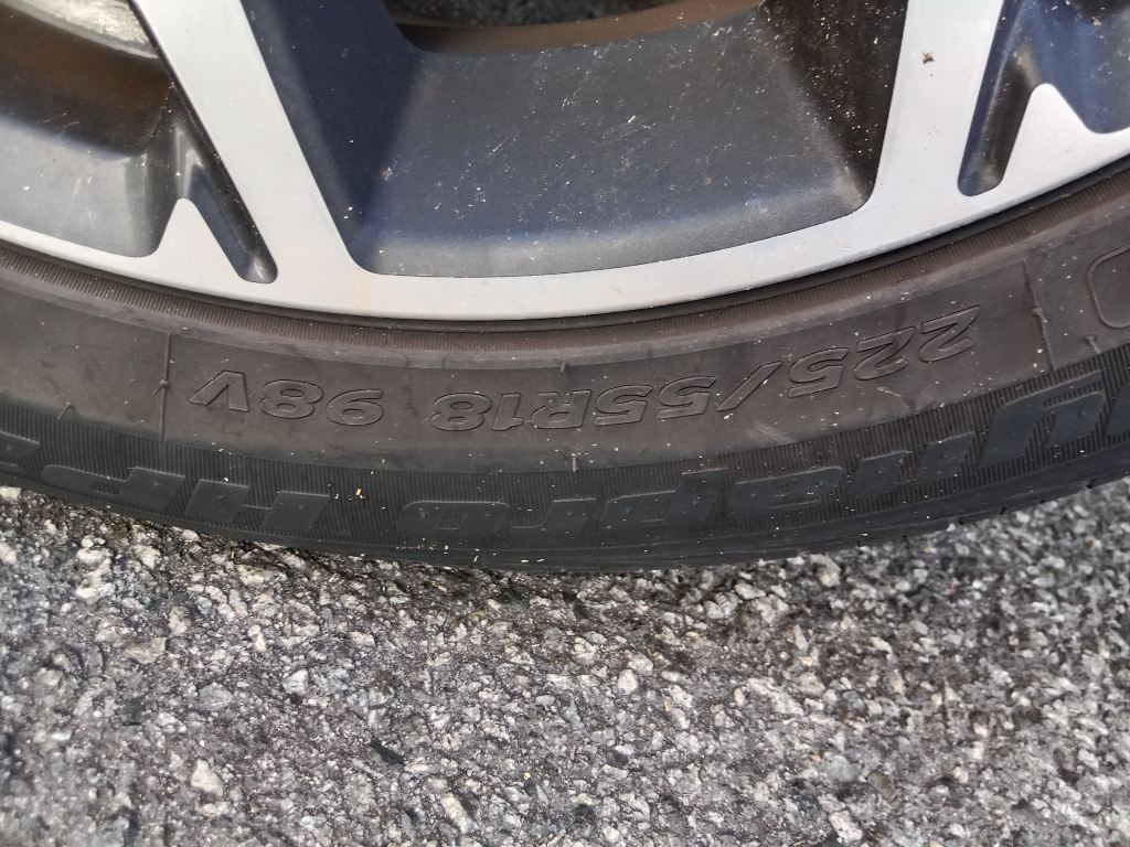 P5359 - Subaru Forester 2015 Grey Wrecking - Image 7