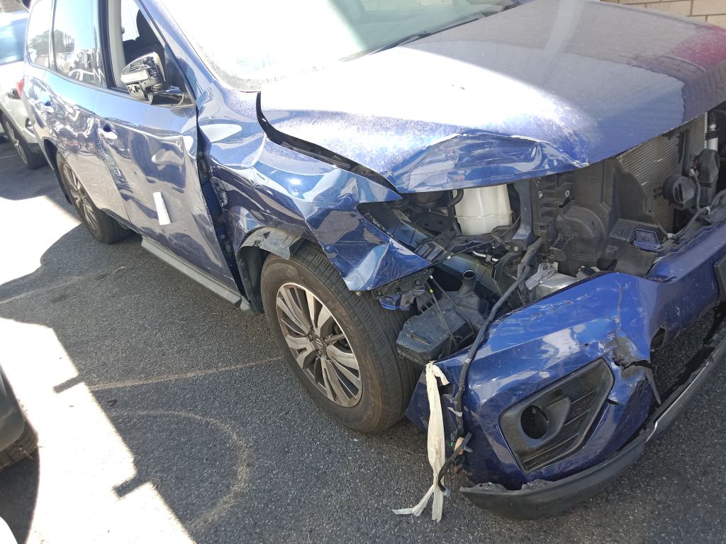 P5360 - Nissan Pathfinder 2019 Blue Wrecking - Image 12