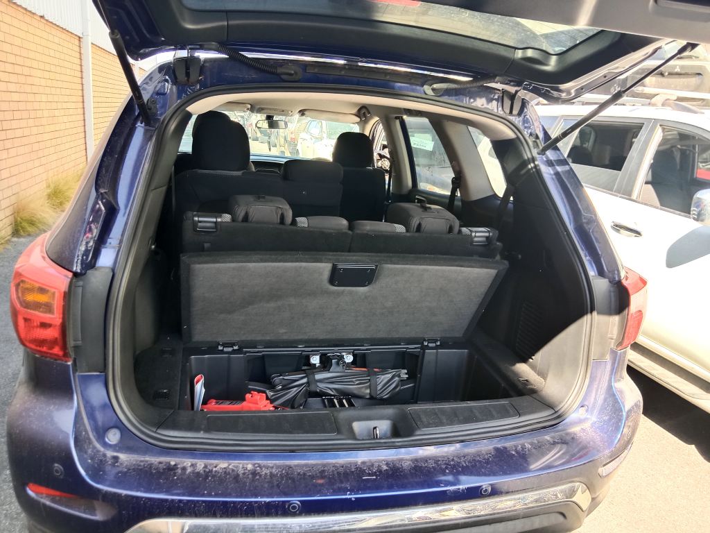 P5360 - Nissan Pathfinder 2019 Blue Wrecking - Image 14