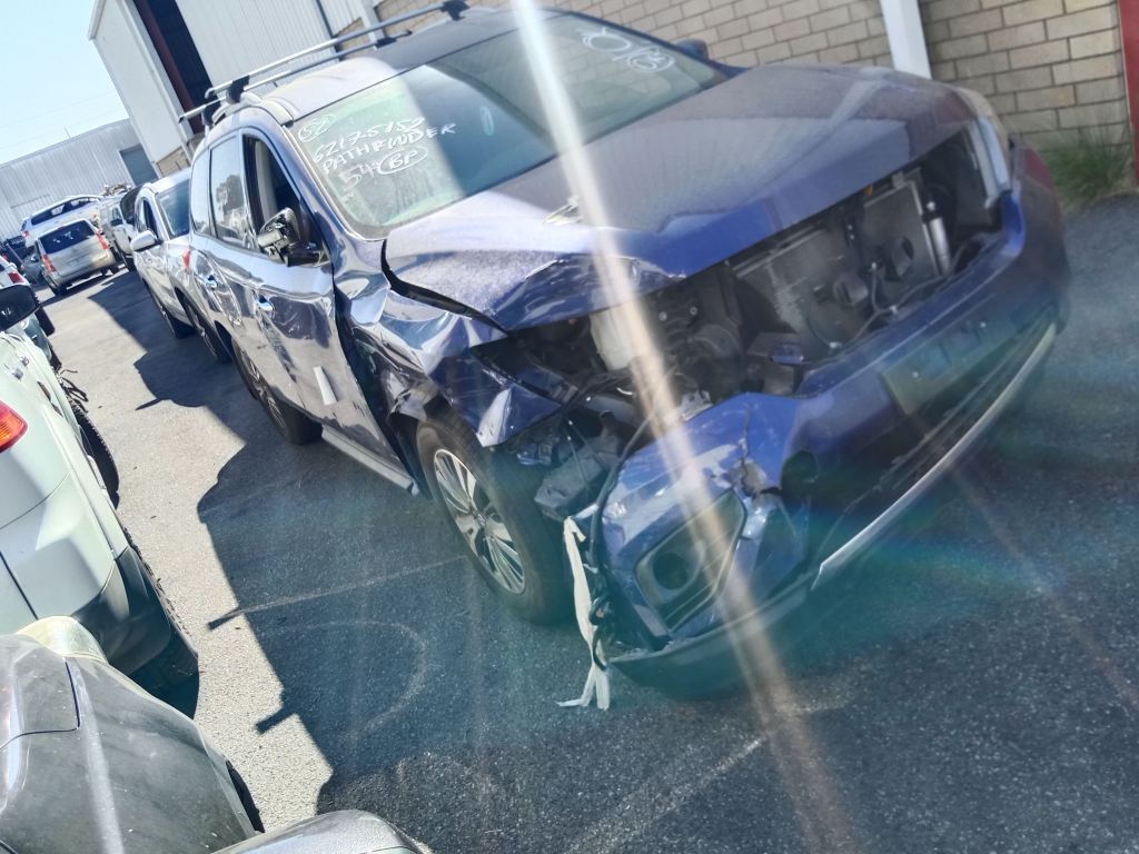 P5360 - Nissan Pathfinder 2019 Blue Wrecking - Image 16