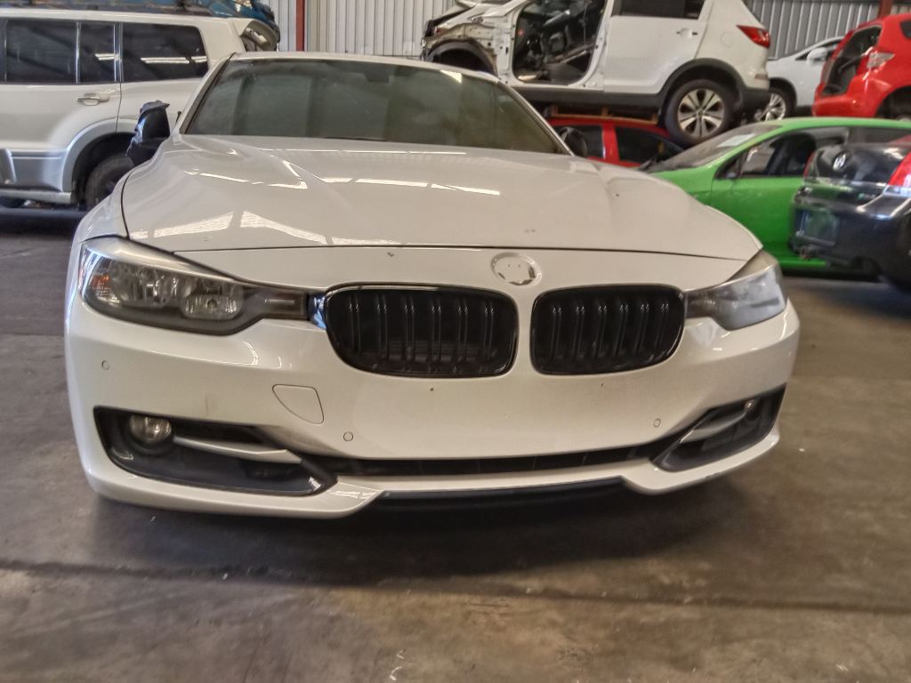 P5365 - BMW 3 Series F30 2012 White Wrecking