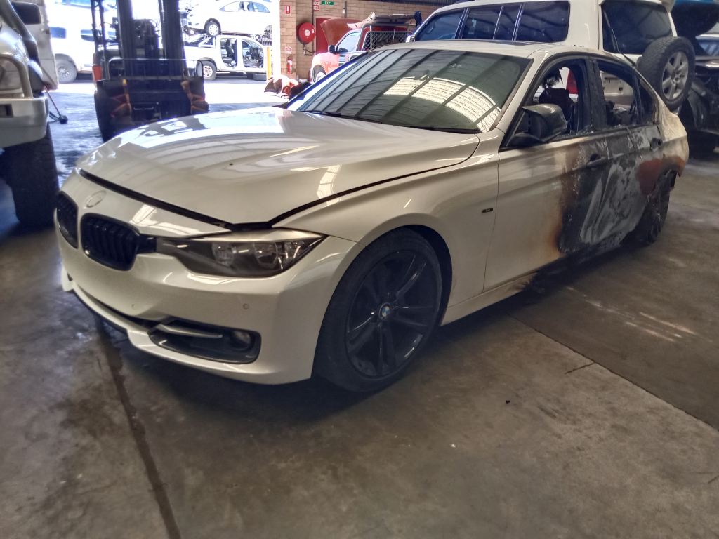 P5365 - BMW 3 Series F30 2012 White Wrecking - Image 15