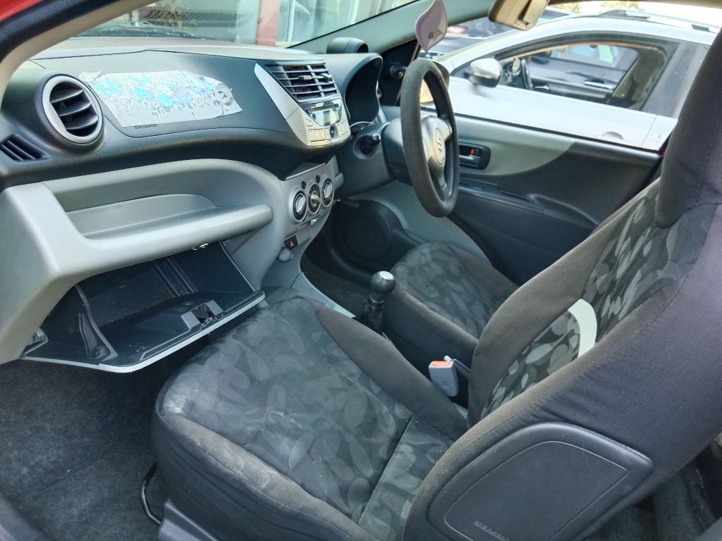 P5369 - Suzuki Alto 2011 Red Wrecking - Image 3