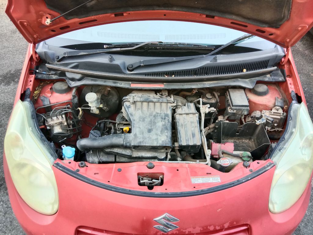 P5369 - Suzuki Alto 2011 Red Wrecking - Image 4