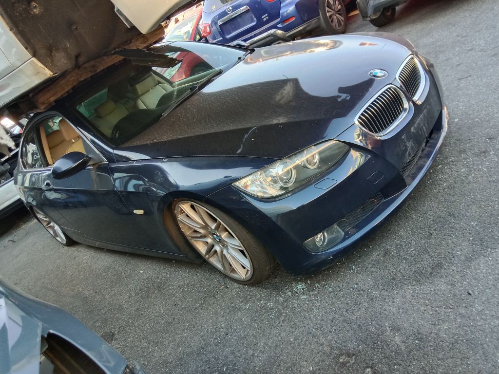 P5371 - BMW 3 Series E90 2008 Blue Wrecking - Image 15