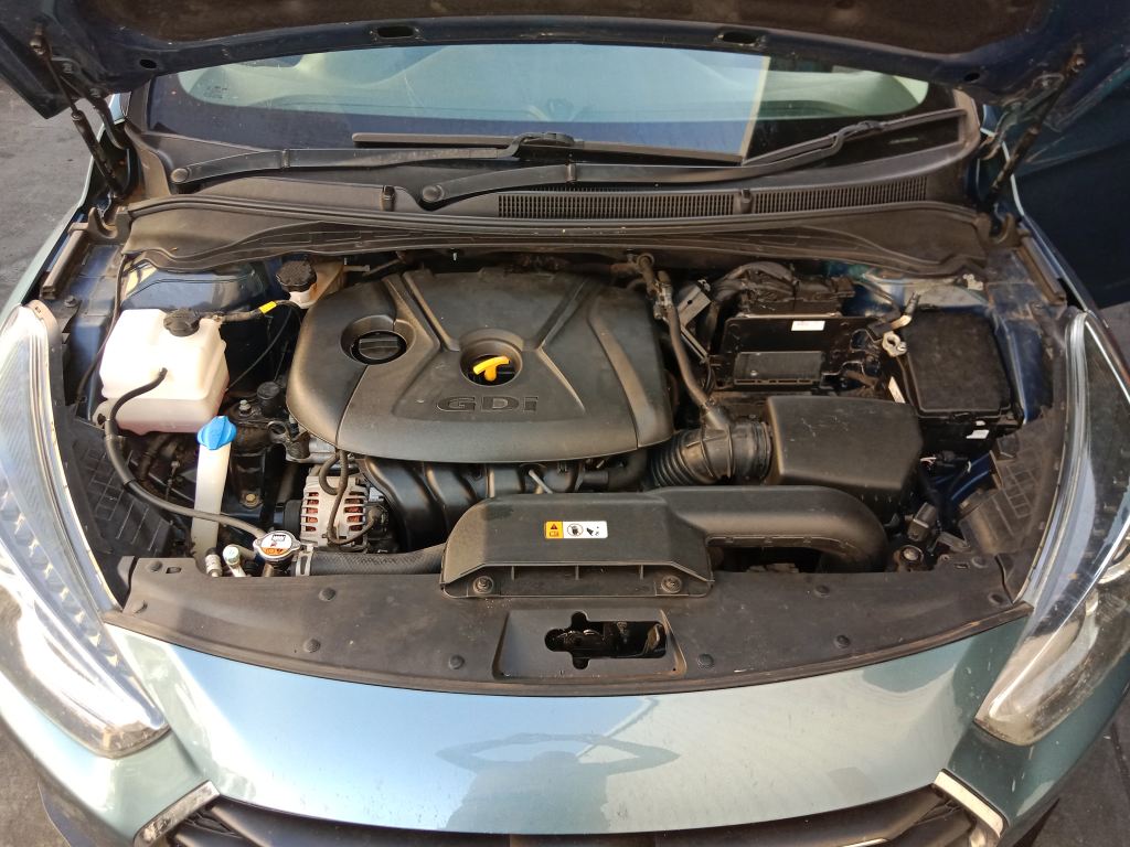 P5374 - Hyundai i40 2016 Blue Wrecking - Image 3