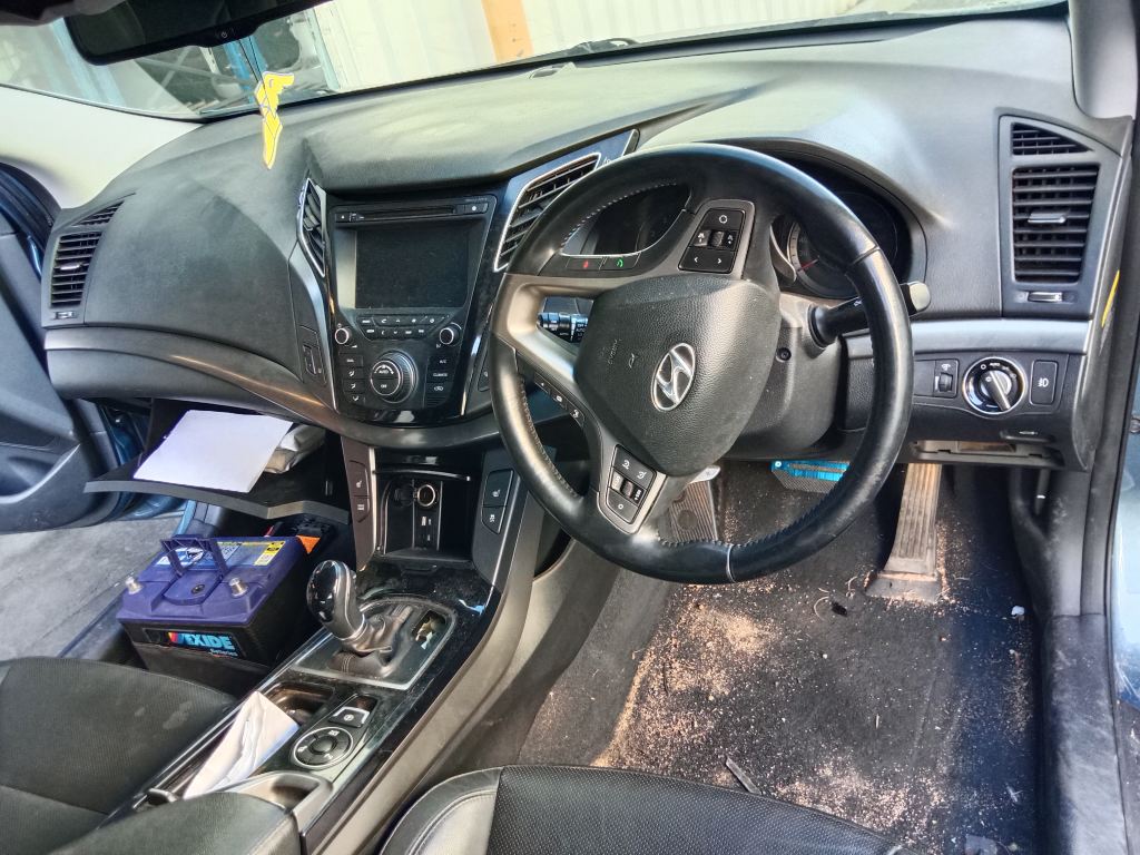 P5374 - Hyundai i40 2016 Blue Wrecking - Image 8