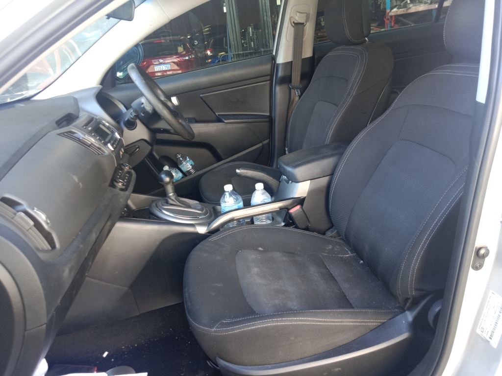 P5375 - Kia Sportage 2014 Silver Wrecking - Image 6