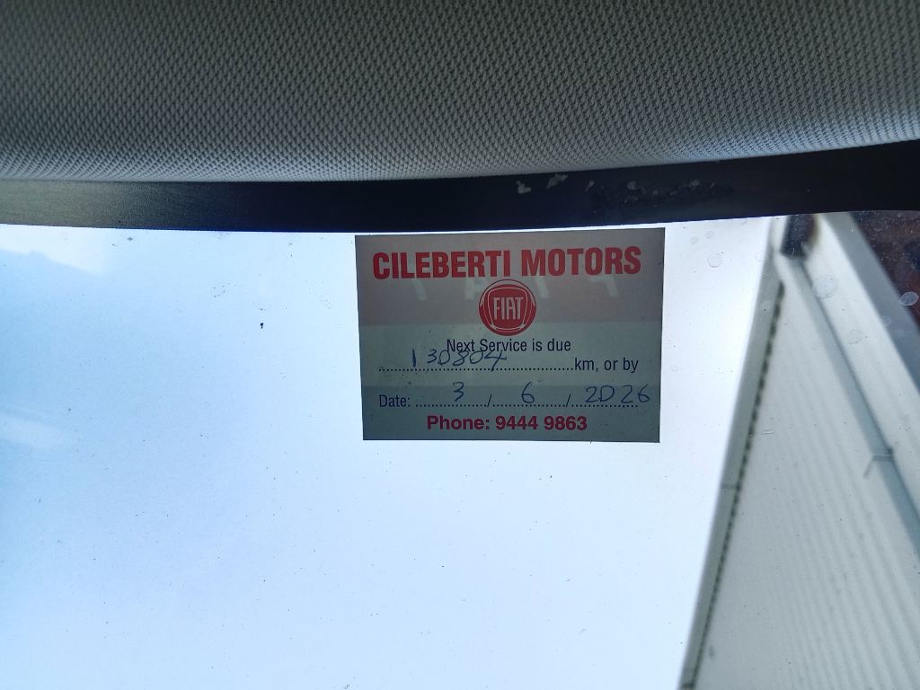 P5376 - Fiat 500L 2015 Black Wrecking - Image 5