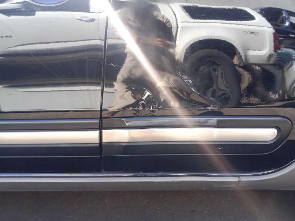 P5376 - Fiat 500L 2015 Black Wrecking - Image 10