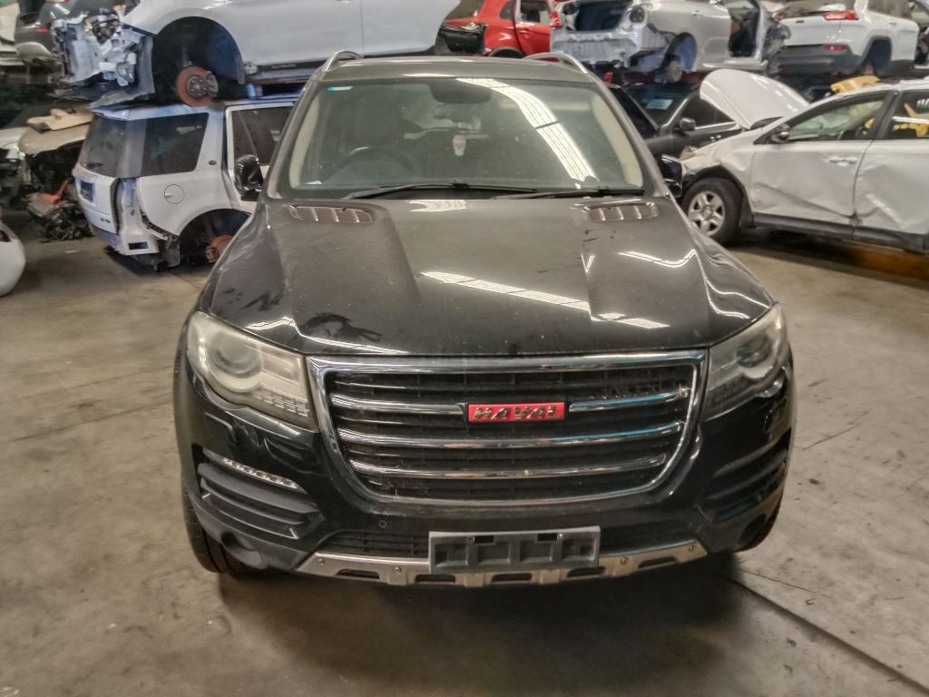 P5379 - Toyota RAV4 2015 White Wrecking