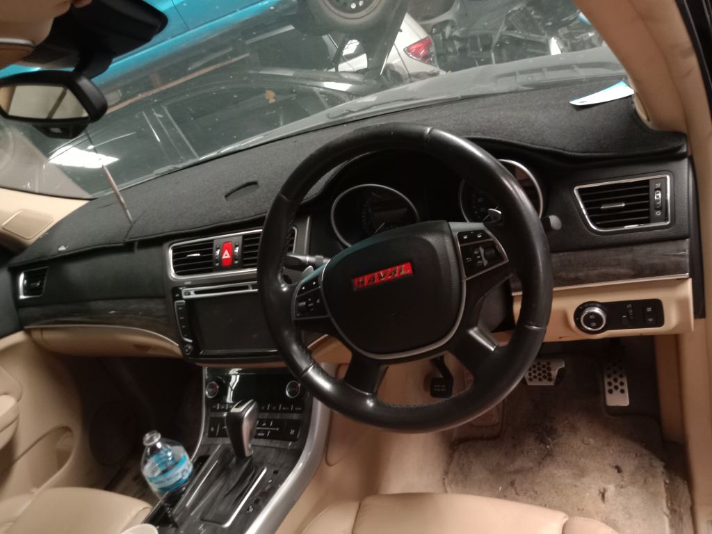 P5379 - Toyota RAV4 2015 White Wrecking - Image 10