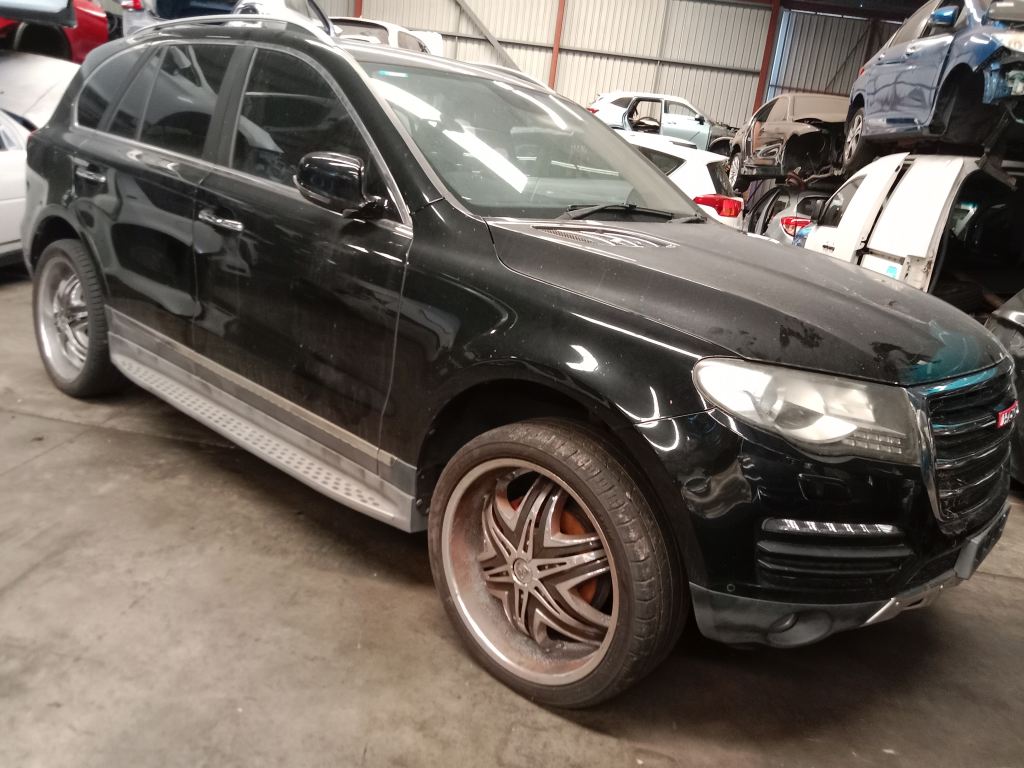 P5379 - Toyota RAV4 2015 White Wrecking - Image 16