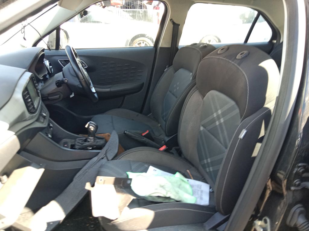 P5385 - Toyota Yaris 2011 Silver Wrecking - Image 4