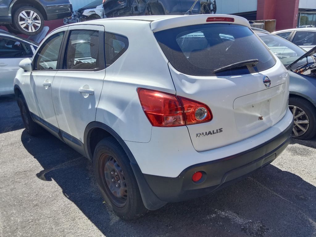 P5387 - Kia Cerato 2015 Silver Wrecking - Image 13