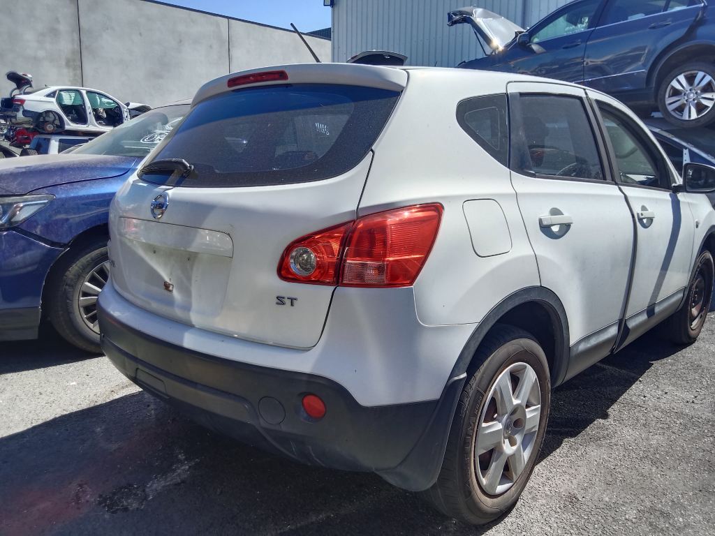 P5387 - Kia Cerato 2015 Silver Wrecking - Image 15